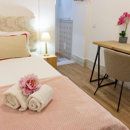 Hotel Lalitana Townhouse Lagos Zimmer foto